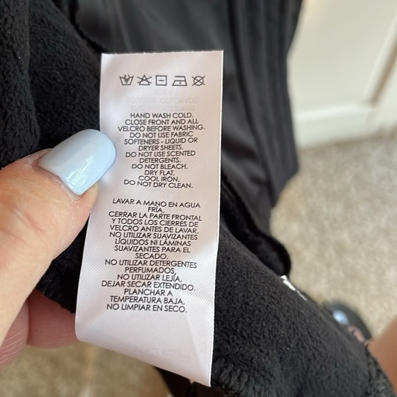 Spider Cable Knit Zip front sweater jacket - Picture 8 of 9